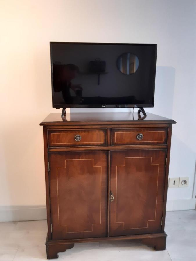 Appartement Haute Ville Meuble Avec Cour Privative กรองวิลล์ ภายนอก รูปภาพ